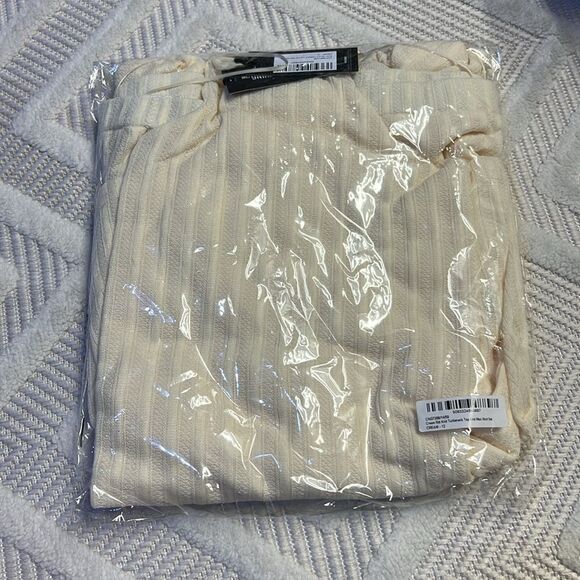 Pretty Little Thing - Cream Rib Knit Turtleneck Top And Maxi Skirt Set - Picture 3 of 5